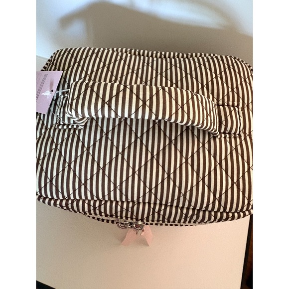 Wild Fable Brown Striped Quilted Makeup Travel Bag - NWT - Picture 2 of 6